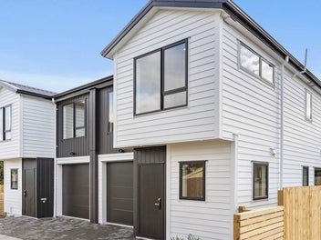 3/38 Manuka Road, Glenfield, Auckland
