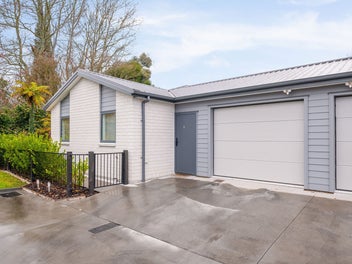 6/9 Beverley Crescent, Hillcrest, Hamilton