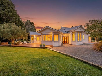 42 Pohangina Road, Palmerston North