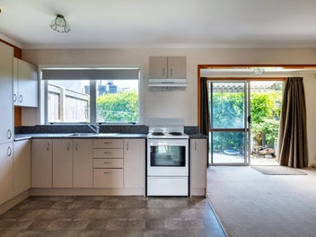 2/145 Parkers Road, Tāhunanui, Nelson