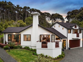 18 Daldys Bush Lane, Bayview, Auckland
