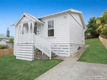 15 Nelson Street, Helensville, Helensville