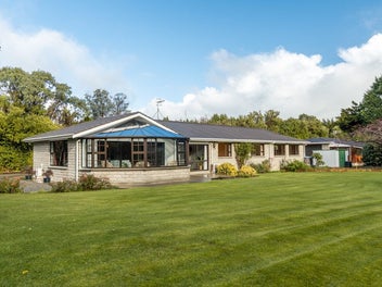 96 Ruru Avenue, Otatara