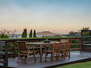 22 Calypso Place, Rothesay Bay, Auckland