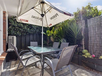4/0 Liverpool Street, Royal Oak, Auckland