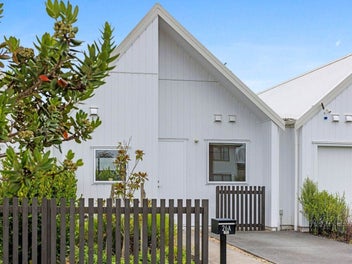 26A Taikura Avenue, Red Beach, Red Beach