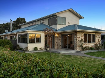 19 East Bank Road, Thornton, Whakatane
