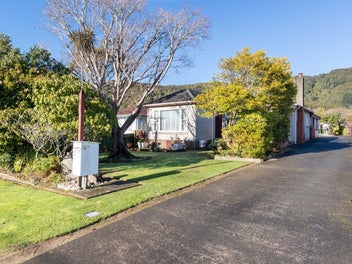 15 Hay Street, Wainuiomata, Lower Hutt