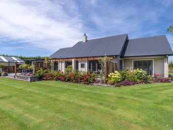 156 Otatara Road, New River Ferry, Invercargill