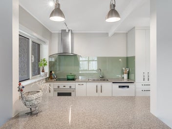 2/13A Wilbur Place, Pakuranga Heights, Auckland