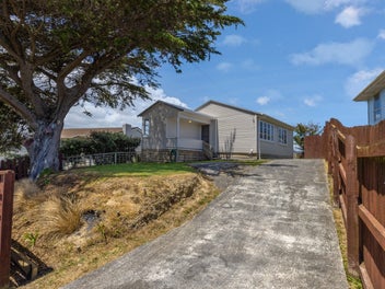 25 Tuki Street, Titahi Bay, Porirua