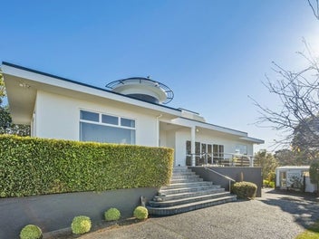 13 Lighthouse Road, Bluff Hill, Napier