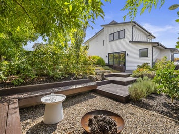 8 Dinning Road, Riverhead, Riverhead