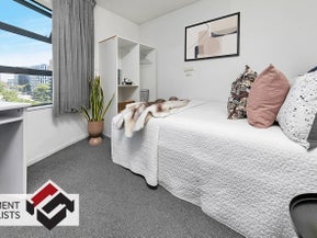 9F/30 Symonds Street, Grafton, Auckland