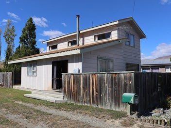 39 Waitaki Drive East, Otematata
