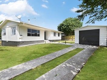 11 Crawshaw Drive, Nawton, Hamilton