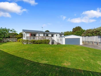 2 Makora Road, Otaihanga, Paraparaumu