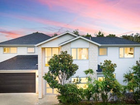 21F Stamford Crescent, Flat Bush, Auckland
