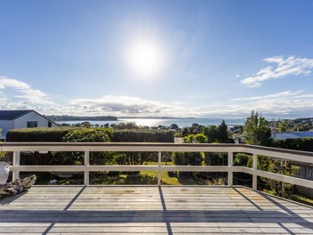 952B Whangaparaoa Road, Manly, Whangaparaoa