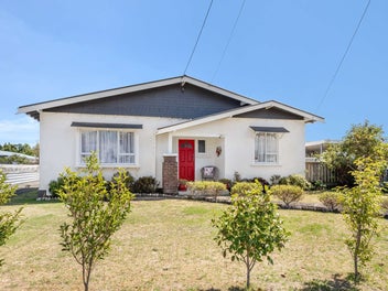 33 Moore Avenue, Tawhero, Whanganui