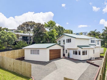 99 Monarch Avenue, Hillcrest, Auckland
