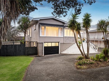 1/65 Sturges Road, Henderson, Auckland