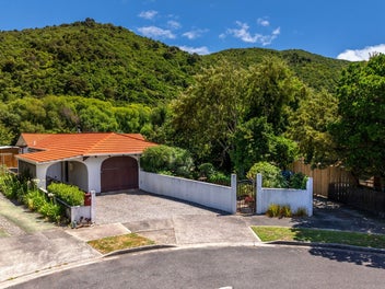 14 The Anchorage, Waikawa, Picton