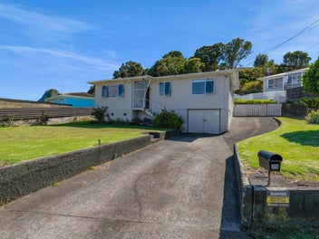 29 Simons Street, Moturoa, New Plymouth