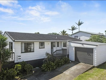 2/122 Finlayson Avenue, Clendon Park, Auckland