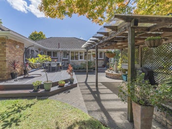 21 Clevedon Road, Papakura