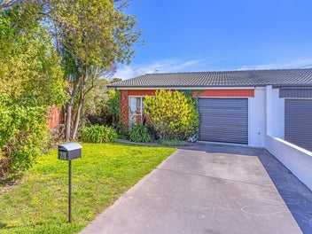 2/8 Witbrock Crescent, Burnside, Christchurch