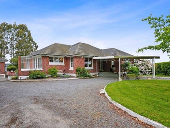 2476 West Coast Road, Kirwee