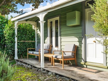 131 Main Street, Greytown