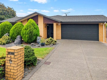 4 Columbia Place, Albany, Auckland