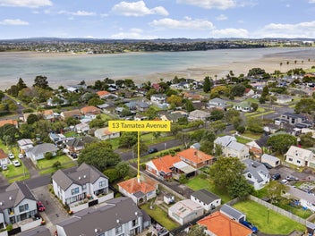 13 Tamatea Avenue, Point England, Auckland