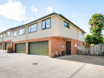12A Kelvin Place, Hamilton East, Hamilton