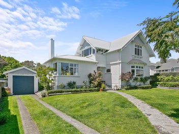 13 Paynters Avenue, Strandon, New Plymouth