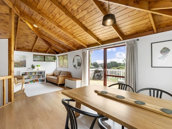 2/43 Rawene Road, Birkenhead, Auckland