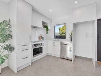 3/60 Kemp Road, Massey, Auckland