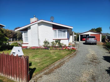 2 Kiwi Street, East Gore, Gore