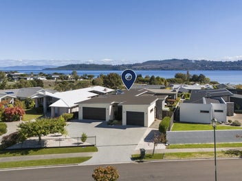 9 Pukenamu Road, Rainbow Point, Taupo