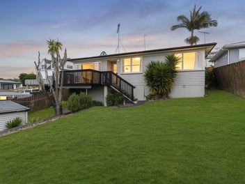 60 Lauderdale Road, Birkdale, Auckland