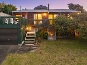 12 Kaitawa Street, Waikanae Beach, Waikanae