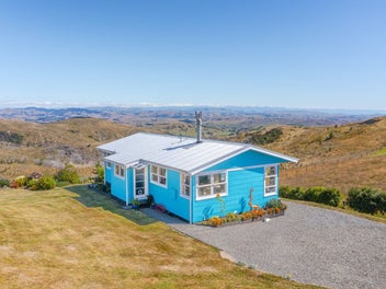 640 Old Hill Road, Porangahau