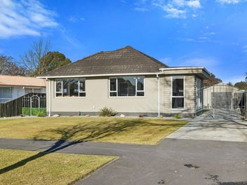 25 Barnes Road, Redwood, Christchurch