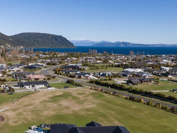 6 Ribbonwood Lane, Kinloch, Taupo