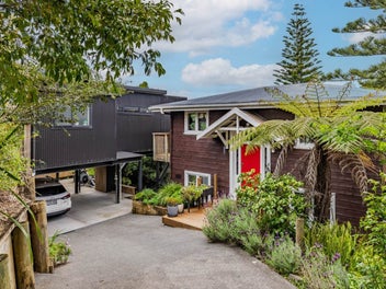 8 Kellet Street, Opua, Opua