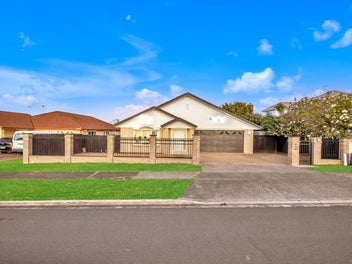 196 Botany Road, Botany Downs, Auckland