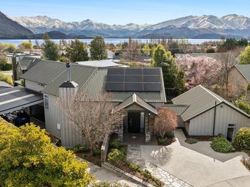 15 Rowan Court, Wanaka