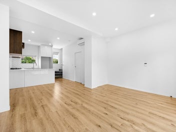 7/4 Ranier Street, Ellerslie, Auckland